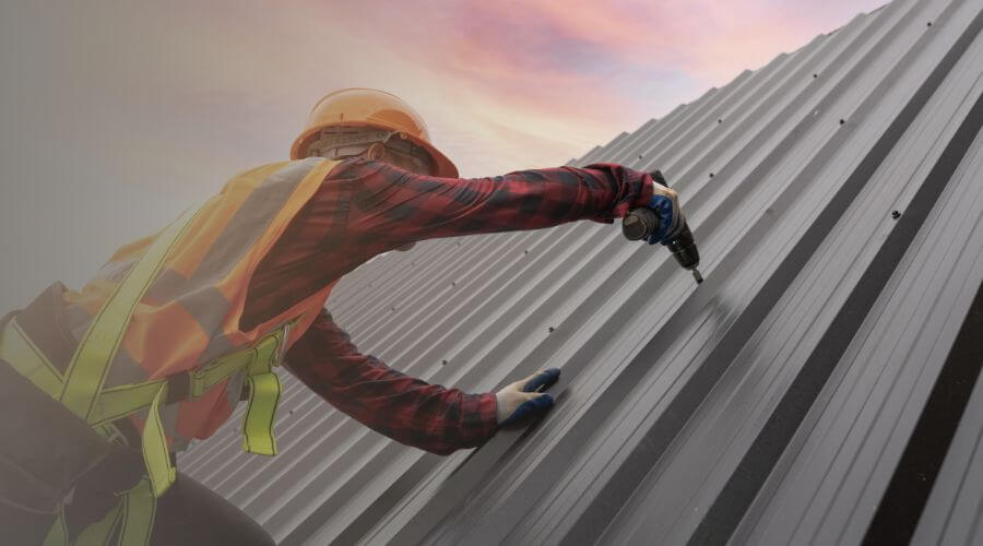 Professional gutter cleaning in Westerly, RI